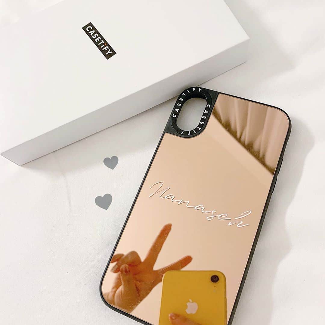 廣川奈々聖のインスタグラム：「･﻿ ﻿ ﻿ 最近よく聞かれるけど﻿ 使ってるのは #casetify のケースだよ🐹🌷 ﻿ ﻿ ミラーだからパッと鏡にもなります！﻿ めちゃ便利☺︎💭💭﻿ ﻿ ﻿ 丈夫で使いやすいのでオススメです﻿ ﻿ 別のシリーズもほしいなぁ〜(;o;)と思ってる！﻿ ﻿ ﻿ ･﻿ ･﻿ ･﻿ ﻿ #スマホケース #smartphonecase #iphoneケース #casetifyミラーケース #stateyourcase #iphonexr」