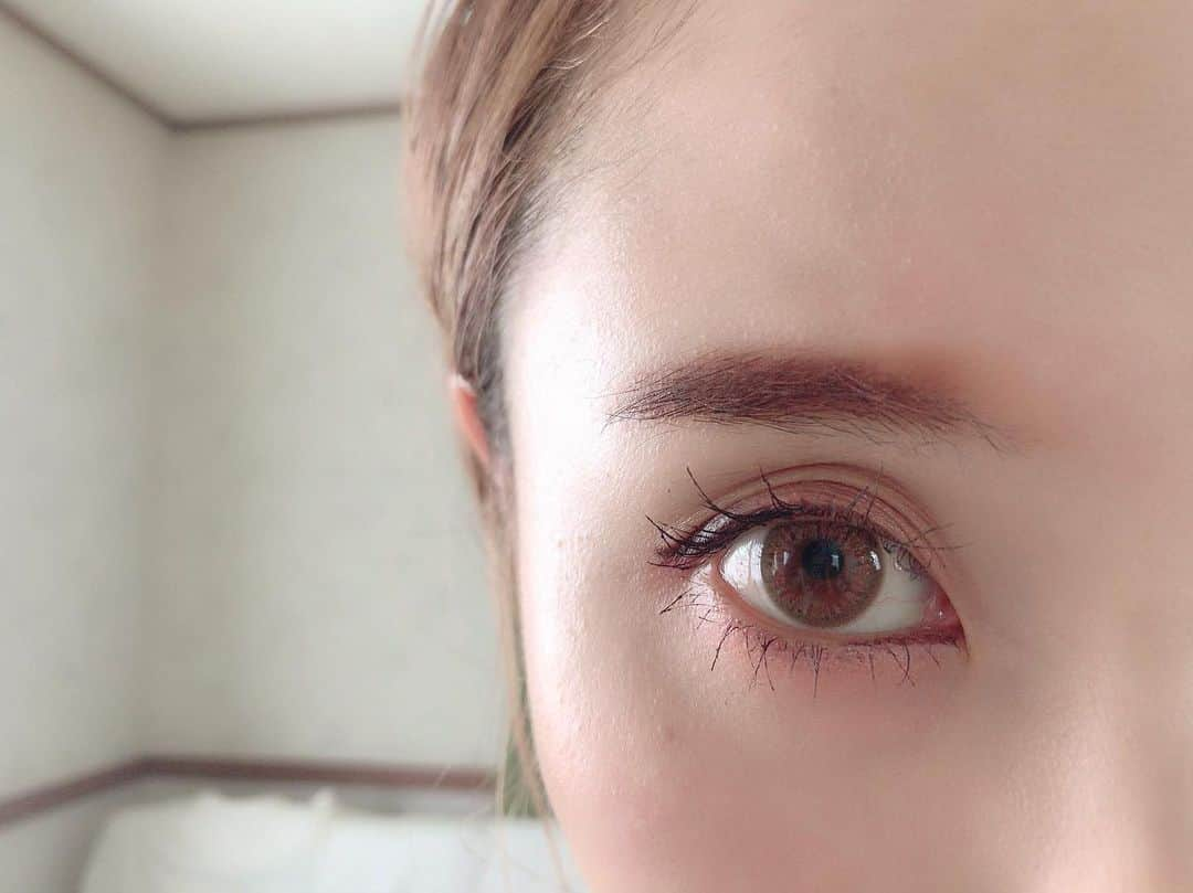 井上花実さんのインスタグラム写真 - (井上花実Instagram)「ネオサイトワンデーシエルUVの新色アクアコーラル💫 ナチュラルなブラウンベージュ系で、フチがぼやっとしない適度な感じ、 着色外径13.3mmと小さめで全部がちょうどいい🙋🏼‍♀️すき👏 あと、ネオサイトワンデーは着け心地がとてもいいから夜まで安心して装着してる😌💓 コンタクトはいつも#オンラインコンタクト → @onlinecontact　 https://www.online-contact.cc/fs/contact/c/neociel : #ネオサイトワンデーシエルUV#アクアコーラル#ネオサイトワンデーシエル #カラコンレポ #カラコン #小松奈々 さんイメージモデル #ネオサイト #アイメイク #メイク #ナチュラルカラコン#ブラウンカラコン#オレンジメイク #カラコン着画 #makeup#eyemakeup#アイライン#カラーライン#ナチュラルメイク#カラーメイク#ラッシュアディクト#まつ育#メイベリン#ブラウンマスカラ#血色メイク」10月4日 15時05分 - hana87_mi3