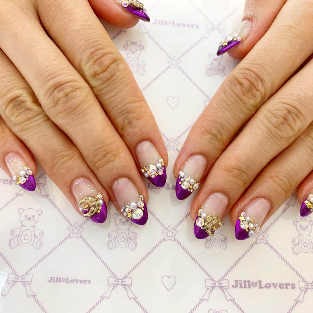 Jill&Loversさんのインスタグラム写真 - (Jill&LoversInstagram)「💜 #jillandlovers #nail #nailart #paragel #gelneil#gel #ネイル #ネイルアート #me #look #love #かわいい」10月4日 8時56分 - jillandlovers