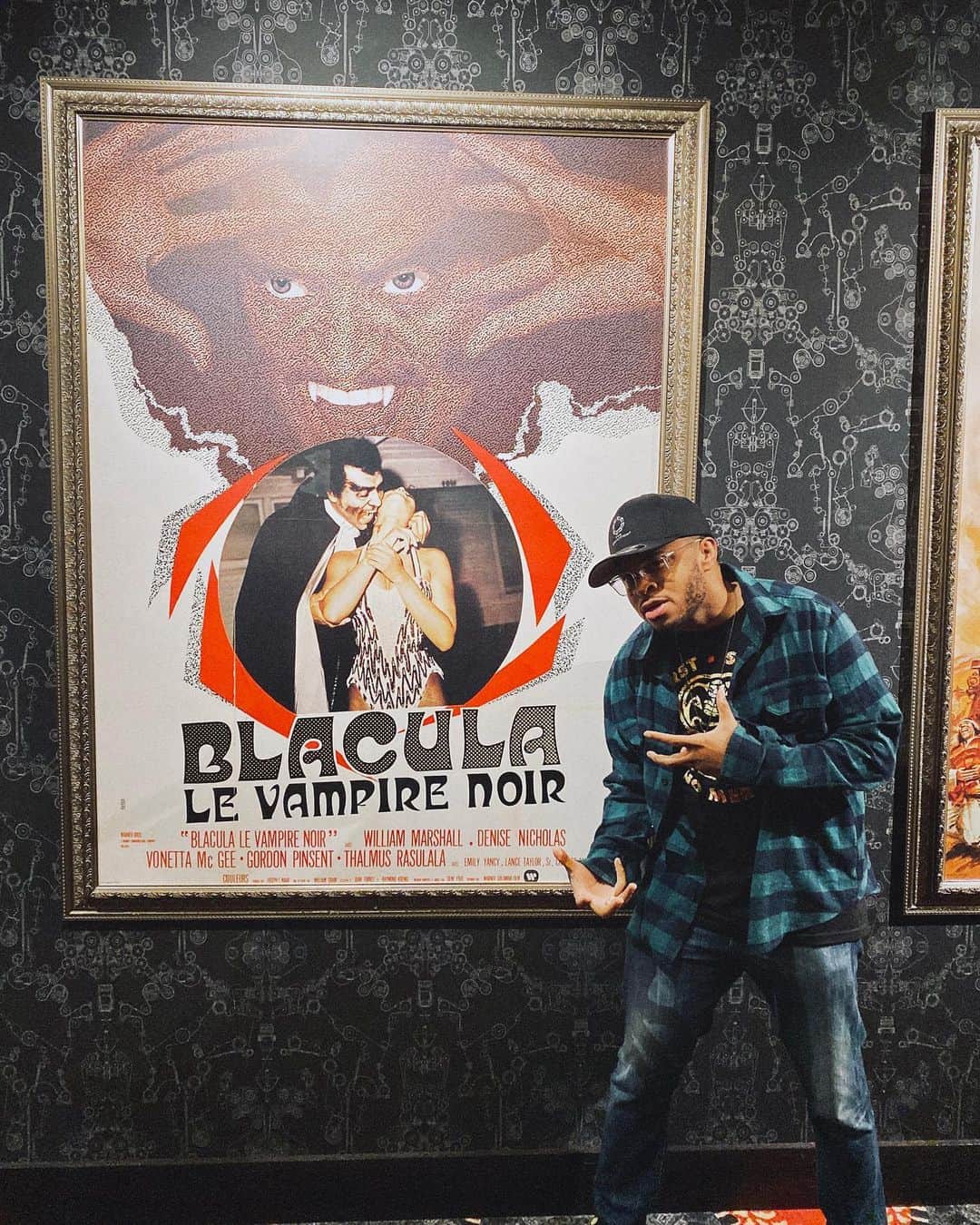ユージン・バードのインスタグラム：「“I want to suck your blood, baby!” Blacula was that blaxploitation ish, ya dig? Saw it the other day and man...times have changed with what we can get away with! 😳 #tbt #horror #octoberisback #halloween」