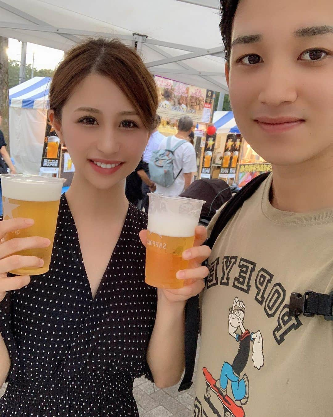 倉松里奈さんのインスタグラム写真 - (倉松里奈Instagram)「弟と代々木公園フェス💓 . 仕事が決まって3月まで暇だから 連絡したらある程度 時間作ってくれて遊んでくれる🥺💓 . ありがたき幸せ❣️❣️❣️ . 代々木公園待ち合わせだったのに 代々木で降りたらしくて 汗だくで来てた💓 . 前もって約束しとったのに 2時間前にカレーを食べてくる げんこつ具合✊✊✊ . . 首もげ中なので とても辛い🗿🗿🗿 . 寝違いでこんなにきついの初めてで 夜中首を動かすたびに 激痛で起きる 仕事の時、時間を見るのも 一苦労🗿🗿🗿 髪をくくるのも痛い。 どんな体勢でも辛い。 寝違いほど辛いものはない🧞‍♂️ . . #弟 #brother #ビール #札幌グルメ #北海道グルメ #ウニイクラ #牛タン #代々木公園 #姉弟 #寝違いで首が痛い #寝違え #首もげた #首」10月4日 9時48分 - rinapuu818