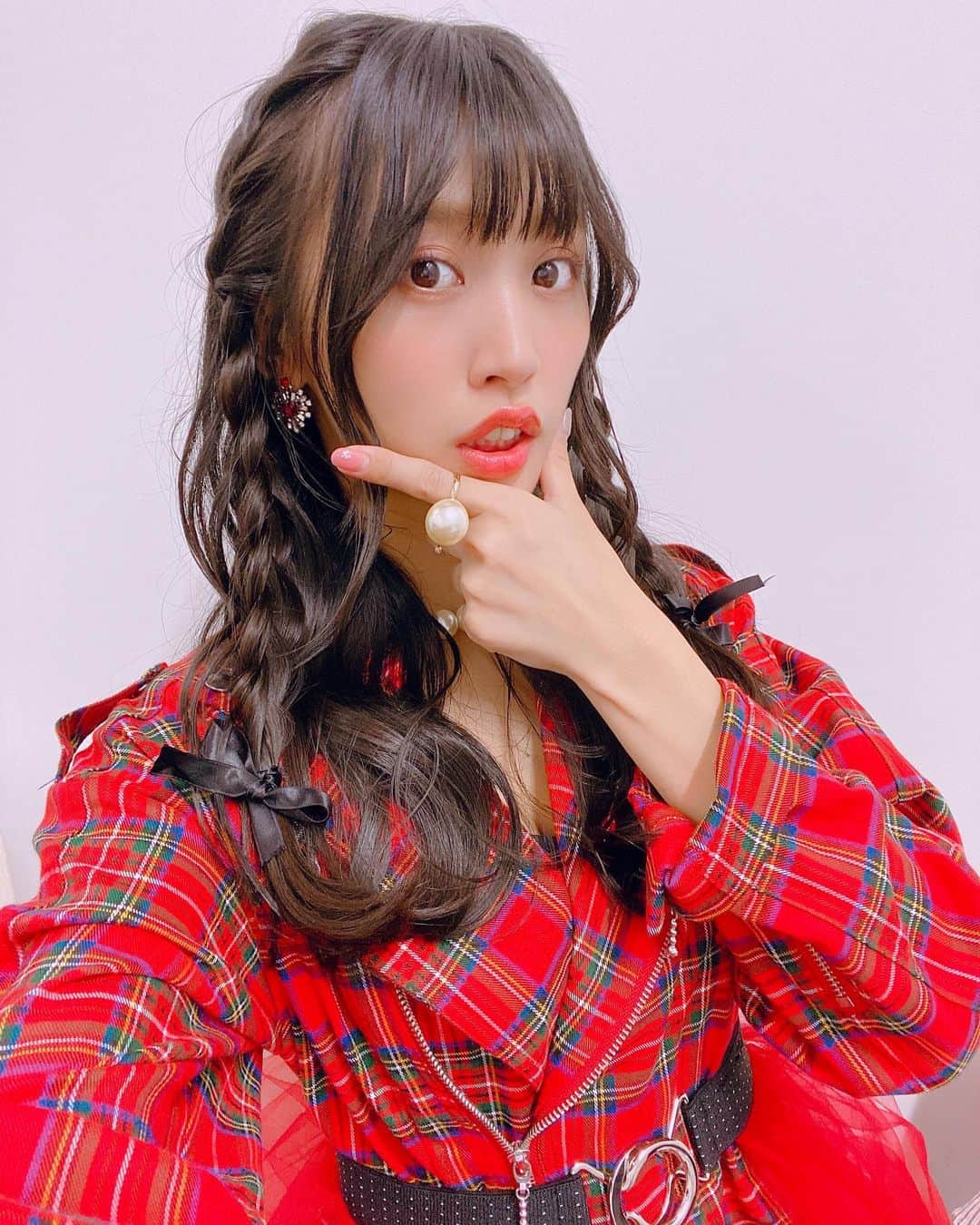 根岸愛のインスタグラム：「生誕祭アザーカット②  #生誕祭 #載せ残し #衣装」