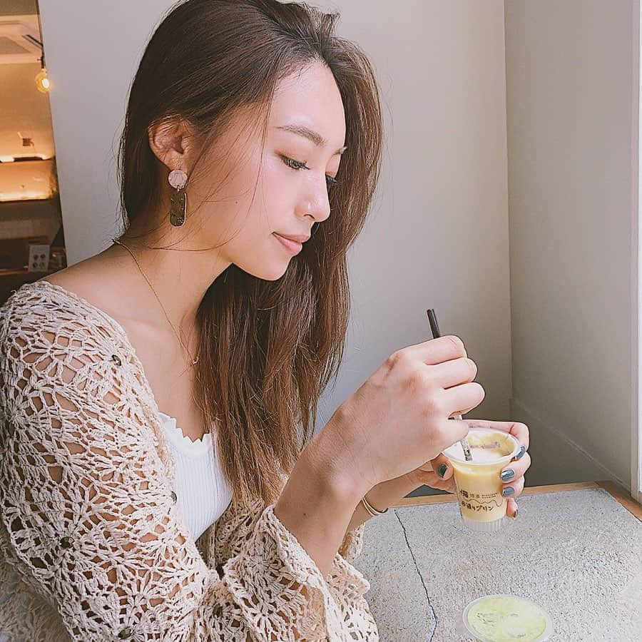 唯可（yuika）さんのインスタグラム写真 - (唯可（yuika）Instagram)「* 春に福岡へ行った時に食べたプリンがあまりにもおいしかったので福岡のプリン🍮 @nishidoripudding を食す🤤甘いものってなんであんなに幸せな気分にさせてくれるのかな🌸 * * 今、プレゼントキャンペーンをやってて フォローするだけで抽選で30名の方に1万円分のプレゼントが 当たるみたい🥺🧡フォローするだけで当たったら めっちゃラッキー🤞だから私もフォローしたよ✌️笑 当たりますように🙋‍♂️応募締め切りは10月20日24時まで🍮 * * * #プリン#フォローしてプリン#西通りプリン#福岡#お菓子#プレゼント#プレゼントキャンペーン#プレゼント企画#福岡カフェ#カフェ巡り#カフェ#アラサー#スイーツ巡り#甘党#甘党女子#sweets#cafe #pr#instafood#cafe巡り」10月4日 11時42分 - yu.i.k.a