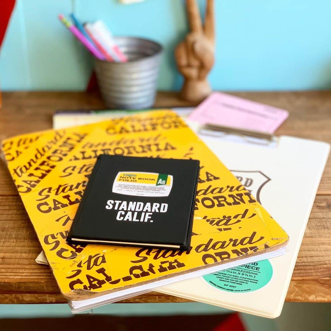 スタンダードカリフォルニアさんのインスタグラム写真 - (スタンダードカリフォルニアInstagram)「PENCO × Standard California A6 Note Book Folio  #standardcalifornia #スタンダードカリフォルニア #penco #notebook #ペンコ #ノート #ノートブック」10月4日 12時56分 - standardcalifornia