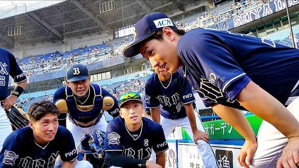 オリックス・バファローズさんのインスタグラム写真 - (オリックス・バファローズInstagram)「#Bs円陣2019 #2019年振り返り #円陣 #声出し #Bs2019 #buffaloes #baseball #ORIX #プロ野球」10月4日 13時02分 - orix_buffaloes