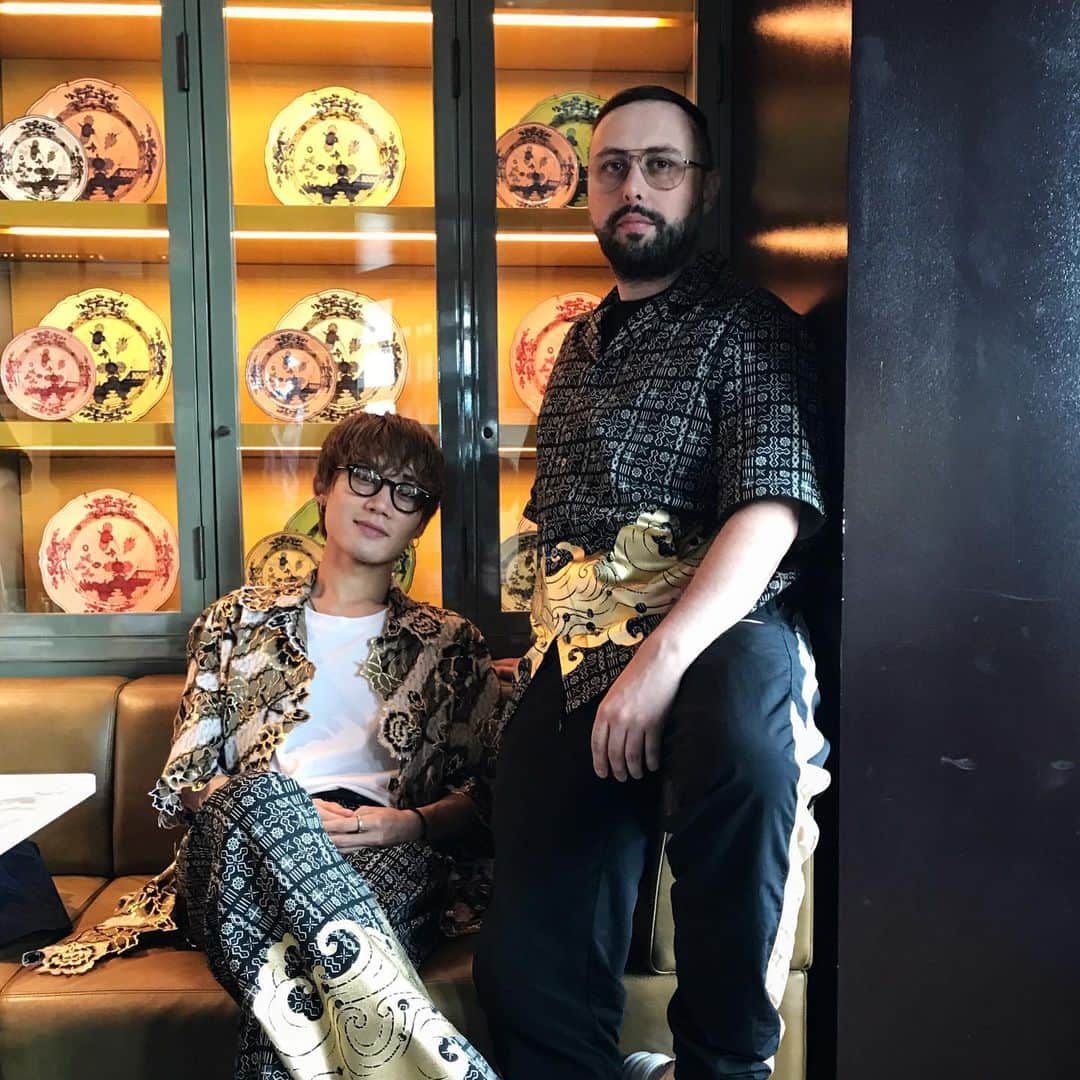 花沢将人のインスタグラム：「one's precious time 貴重なお時間ありがとうございました👨🏻🍽 #woolmarkprize #髙島屋 #日本橋 #大阪 #cscasestudy」