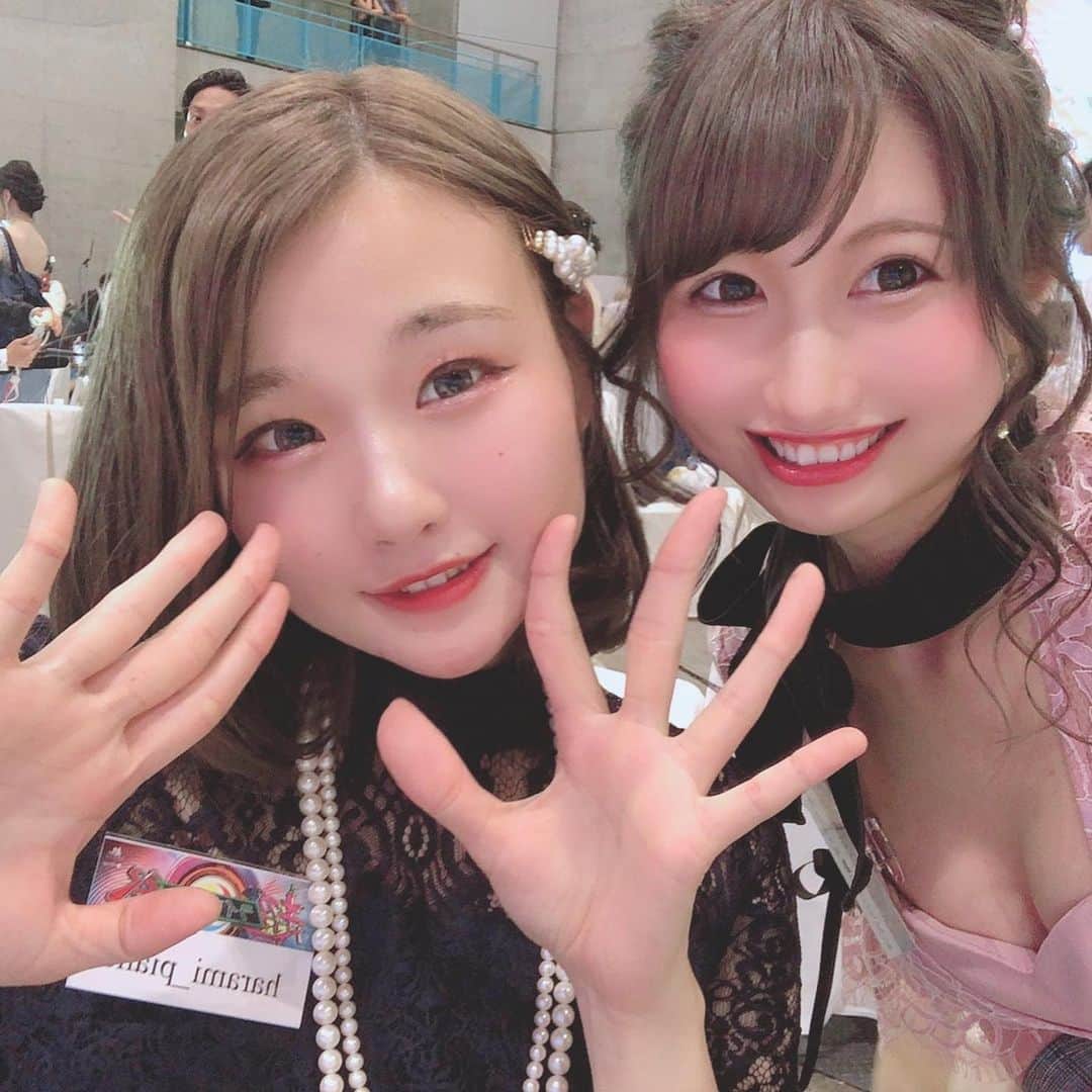 結城明日翔さんのインスタグラム写真 - (結城明日翔Instagram)「* 28日は幕張メッセで 超ライブ配信祭開催でした(* ॑꒳ ॑* )⋆* * イチナナベイビーちゃんも ちゃんとお迎えいったよ🥺💗 * この2日間で写真撮ってくださった ライバーさんありがとうございました！！ ぼっちやったからほんまに嬉しかったです😢♥️ * 声かけてくださったリスナーさんも ありがとうございます₍ᐢ o̴̶̷᷄ ̫ o̴̶̷̥᷅ ᐢ₎ * いつか私も表彰台に立てるように これからも頑張ろうと思いました🤲💕 * #超祭　#超ライブ配信祭　#幕張メッセ　#イチナナ　#イチナナライブ　#ライバー　#配信　#配信アプリ　#イチナナベイビー　#ぬいぐるみ　#イチナナライバー  #17live #17liver #event #makuharimesse #instagood」10月4日 19時53分 - yuki_asuka_