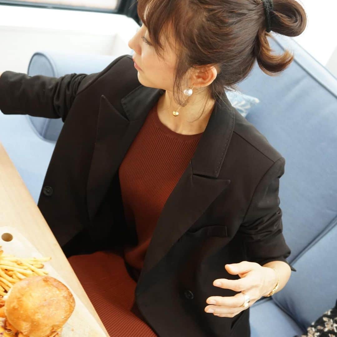木本泉さんのインスタグラム写真 - (木本泉Instagram)「-﻿ ハンバーガー🍔﻿ ﻿ ﻿ たまーにハンバーガーが食べたくなる日ありますよね😋😋😋﻿ ﻿ #ロンハーマンカフェ#BAL#ランチ#ハンバーガー」10月4日 19時57分 - izumikimoto