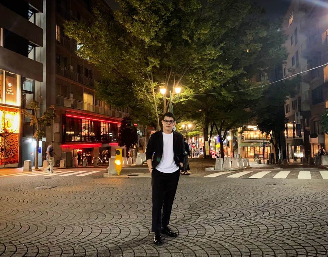 のインスタグラム：「亀田興毅、麻布十番降臨…。 #麻布十番 #亀田興毅 #仕上がってる #いききってる」