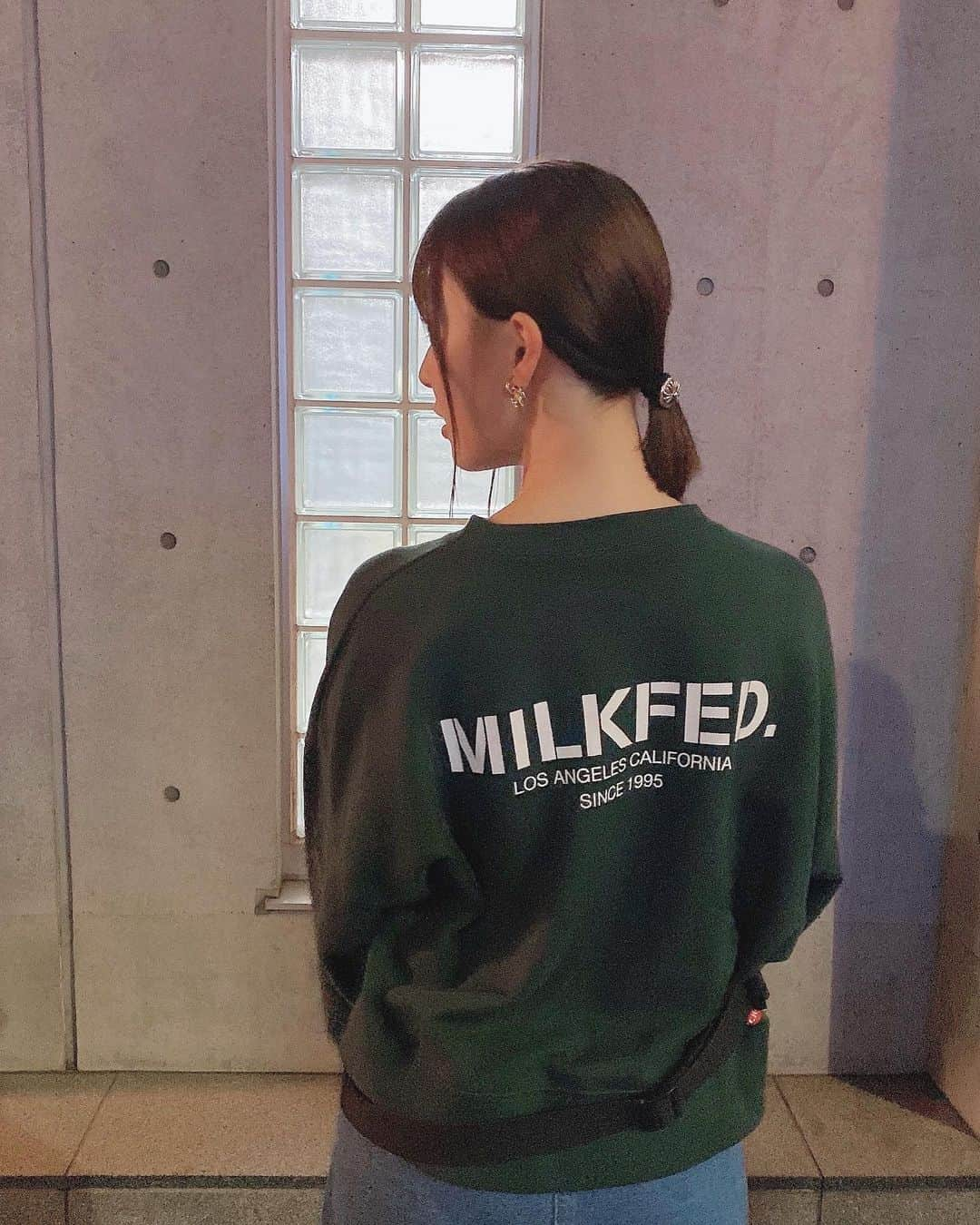 藤江れいなさんのインスタグラム写真 - (藤江れいなInstagram)「MILKFED.(@milkfedjp )のトレーナー☺️♡可愛い可愛い可愛い！ #MILKFED」10月4日 20時57分 - 01nyan0201