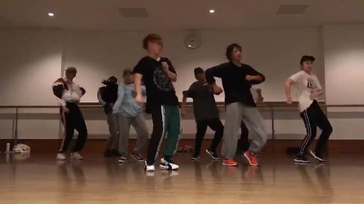 のインスタグラム：「My Choreography. ゴリゴリです ・ My Type / Saweetie feat. City Girls & Jhane Aiko ・ ・ #ダンス #ダンサー #ダンス動画 #ダンスレッスン #レッスン動画 #ヒップホップ #ヒップホップダンス #choreography #dance #dancer #ダンス部 #urbanchoreography #hotdance #bestdance #mytype #mytypechallenge #dancecamp #dancecompetition #いいね返し #trendingdance #wodchallenge #dancechallenge #saweetie #citygirls #urbandance #dancelesson #hiphopdance #dancehall #yastinchoreo」