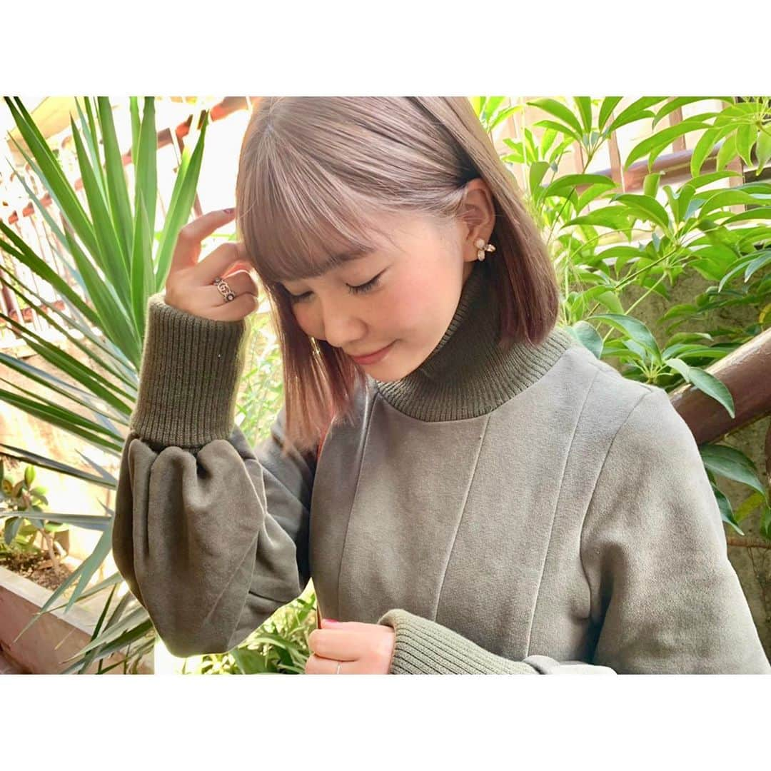 西脇彩華さんのインスタグラム写真 - (西脇彩華Instagram)「＊ 秋ヘアーにチェンジ💇‍♀️♡ ・ New Color🕊 ハイトーンは残したまま少しだけラベンダー。 @miku__kondo  いつも可愛い色ありがとう😊😊 #haircolor #hair #hairstyle #ashcolor #beige #lavendar  #シフォンラベンダー ♡」10月4日 21時43分 - chapon_930