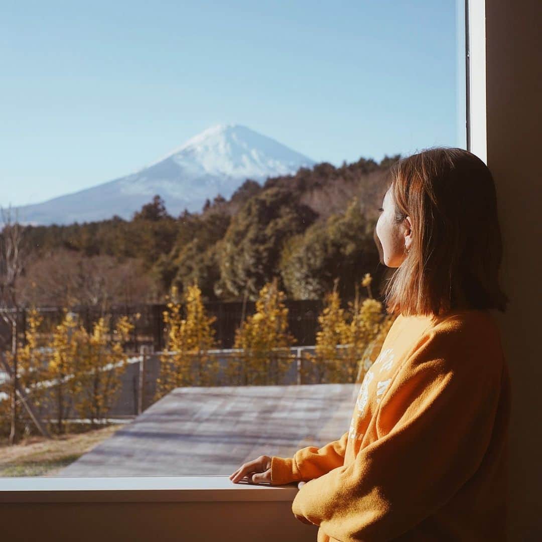 Naokoのインスタグラム：「the view.. * そろそろ富士山眺めたい。」