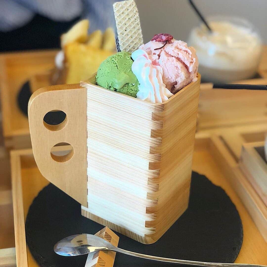 UWASAのグルメインスタ