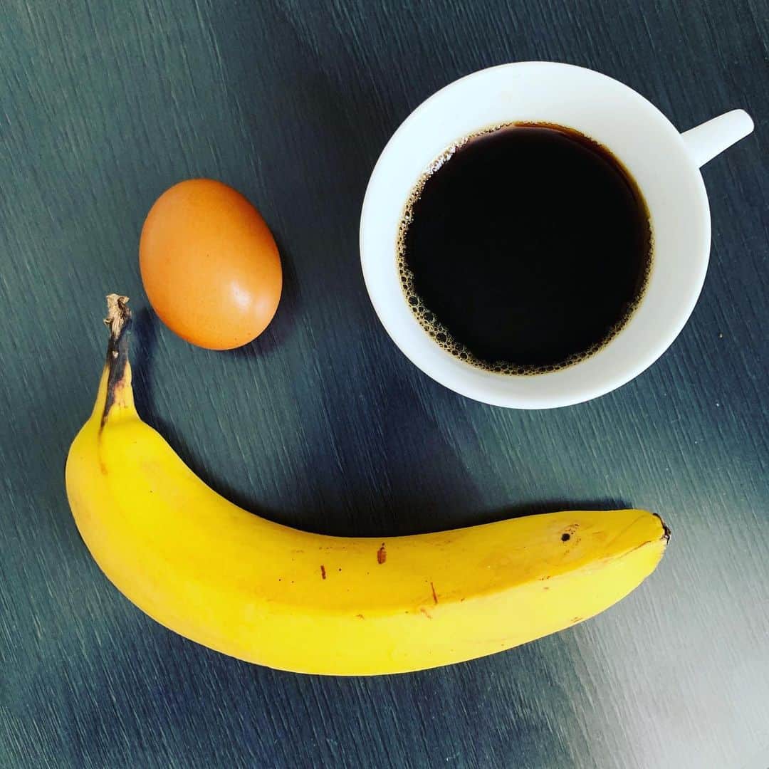 黒沢薫さんのインスタグラム写真 - (黒沢薫Instagram)「おはよう高崎。 #morning #breakfast #coffee #egg #banana #music #soul #rb #singer #lovelife #instafood #today #GBB #高崎音楽祭 #everybody #enjoy‼️」10月5日 10時09分 - kaorukurosawa_lovelife