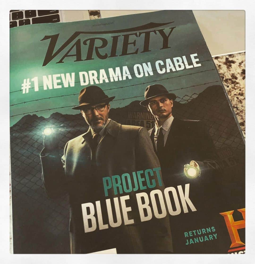 マイケル・マラーキーのインスタグラム：「Grateful to all the #ProjectBlueBook fans out there for making our show the Number One New Drama Series on cable! Are you ready for Season 2? 👽」