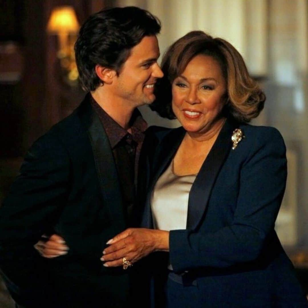 マット・ボマーさんのインスタグラム写真 - (マット・ボマーInstagram)「One of the great joys of my career was getting to work with, laugh with, sing with, and listen to Miss Diahann Carroll for 6 years on White Collar. We are all deeply saddened by her loss, and will miss her greatly. I love you Diahann, and I will never forget your wisdom, generosity of spirit, and the ever present twinkle in you eye. You broke so many boundaries, and you helped me to have the courage to push through my own. Thank you for the memories, and Rest In Peace. What a life you lived. Our hearts and thoughts are with her family today. #diahanncarroll」10月5日 1時38分 - mattbomer