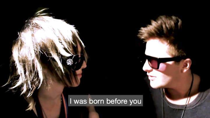 YOHIOのインスタグラム：「Some bloopers from an old sketch I did with @stjernbergrobin back in 2014 😂⁣ ⁣ #YOHIO #RobinStjernberg #lol #bloopers #2014」