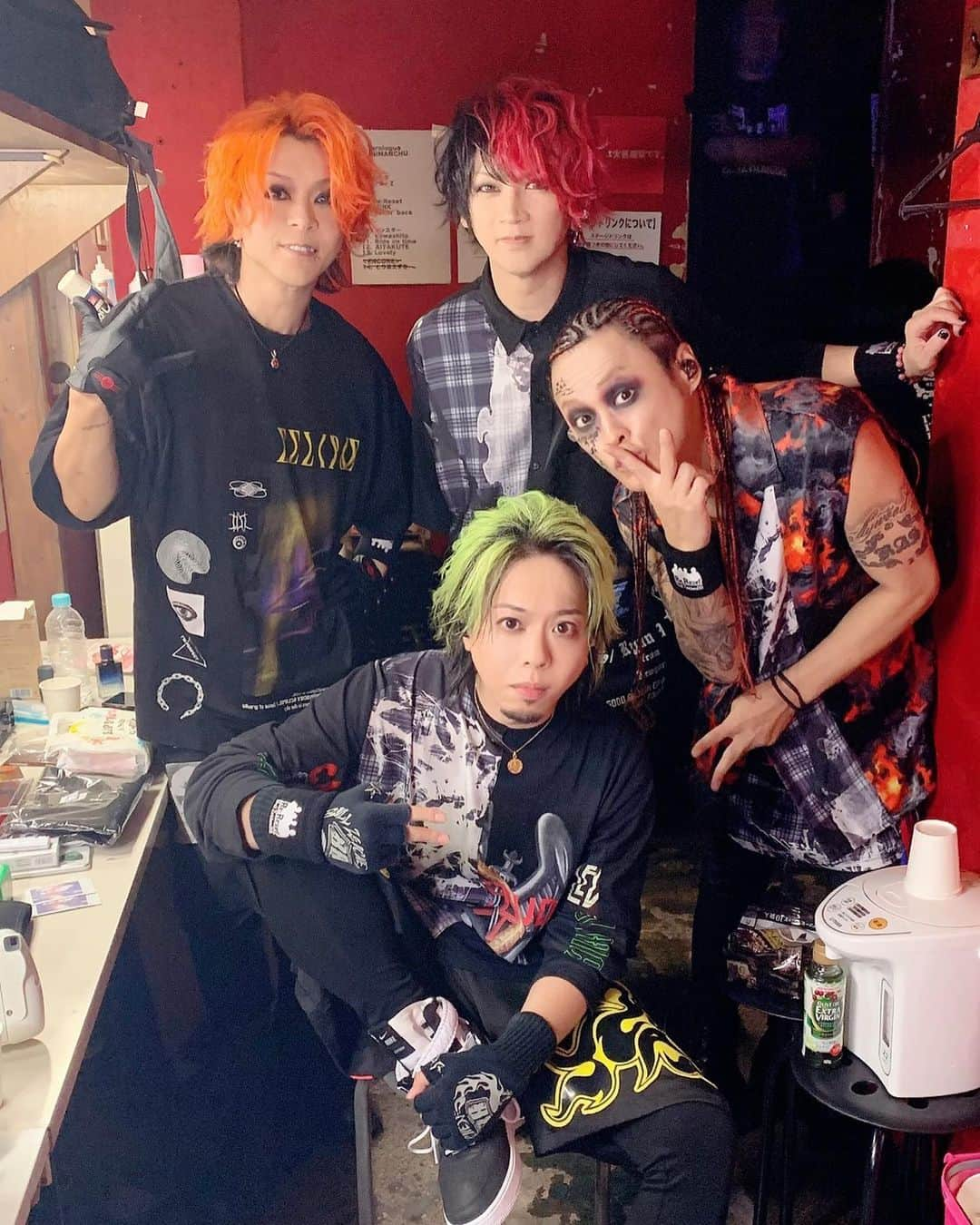 Ikuoさんのインスタグラム写真 - (IkuoInstagram)「#bullzeichen88  #ikuo  #淳士 #sebastian #栄二郎」10月5日 2時31分 - ikuobass