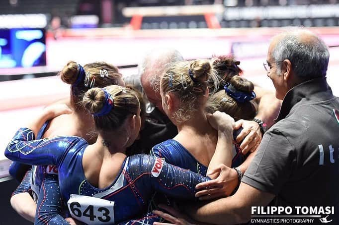 エリカ・ファサナさんのインスタグラム写真 - (エリカ・ファサナInstagram)「Good luck to everyone chasing the Olympic dream at the World Championships in Stuttgart 🤸🏻‍♀️ ✨Create memories that will last a lifetime✨」10月5日 3時41分 - erika_fasana