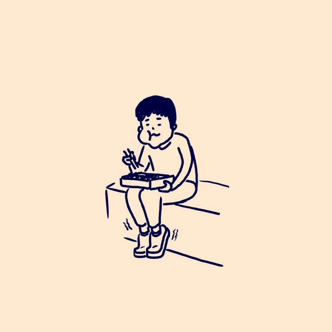 秋山寛貴さんのインスタグラム写真 - (秋山寛貴Instagram)「●足 #お弁当足の上で食べようとして #ももの角度しっくりこず #つま先立ちになる時 #つらい #腰掛けた場所が絶妙な高さ  #絵#イラスト#落書き#ラクガキ#漫画#マンガ#ドローイング#illustration#manga#art#artwork#arthubfriends」10月5日 20時02分 - hanaconoakiyama
