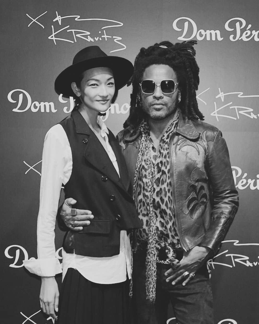 冨永愛さんのインスタグラム写真 - (冨永愛Instagram)「@domperignonofficial night🦋 With @lennykravitz ❤︎ #domperignon #lennykravitz  #domperignonlennykravitz #assemblage  #aitominaga #冨永愛  Thank you @anndemeulemeester_official @haiderackermann_official @thehwdogandco」10月5日 18時30分 - ai_tominaga_official