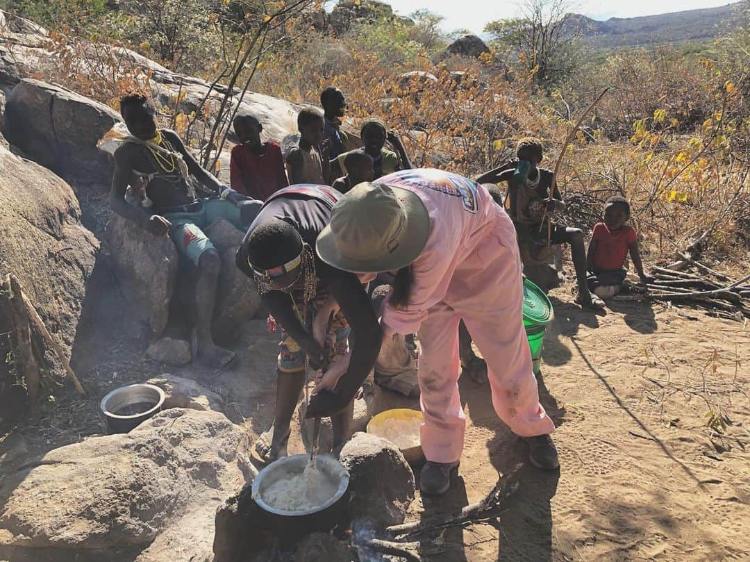都丸紗也華さんのインスタグラム写真 - (都丸紗也華Instagram)「所さんの目がテン！でタンザニアに行ってきました〜！狩猟採取生活を送っているハッザの人たちの暮らしや野生動物をたくさん見てきました！明日から4週連続で放送されるのでみんなみてね❤︎」10月5日 19時25分 - tmrsyk