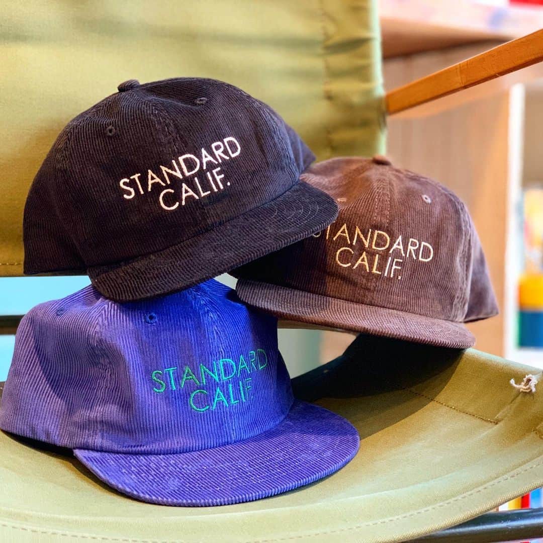 スタンダードカリフォルニアさんのインスタグラム写真 - (スタンダードカリフォルニアInstagram)「Standard California Corduroy Logo Cap #standardcalifornia  #スタンダードカリフォルニア  #cap #corduroycap #corduroy  #キャップ #コーデュロイ #コーデュロイキャップ」10月5日 11時20分 - standardcalifornia