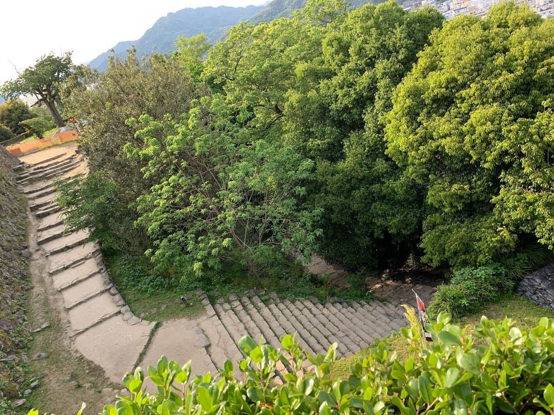 高岡薫さんのインスタグラム写真 - (高岡薫Instagram)「宇和島城！！お城からの景色が最高でした✨✨ #宇和島城」10月5日 11時23分 - kaorumba1129