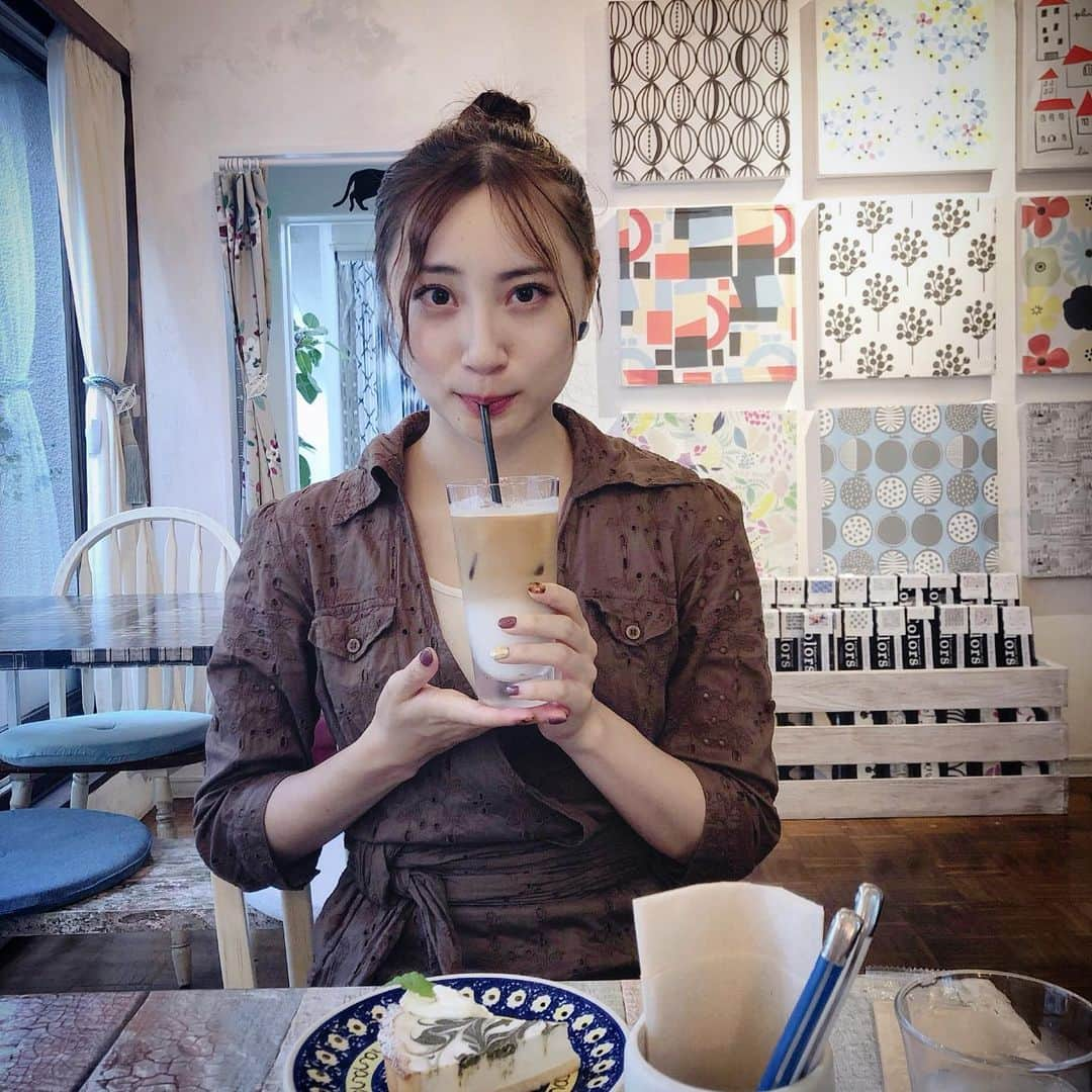 大上陽奈子さんのインスタグラム写真 - (大上陽奈子Instagram)「🥤👍👍」10月5日 11時38分 - passcode_hina