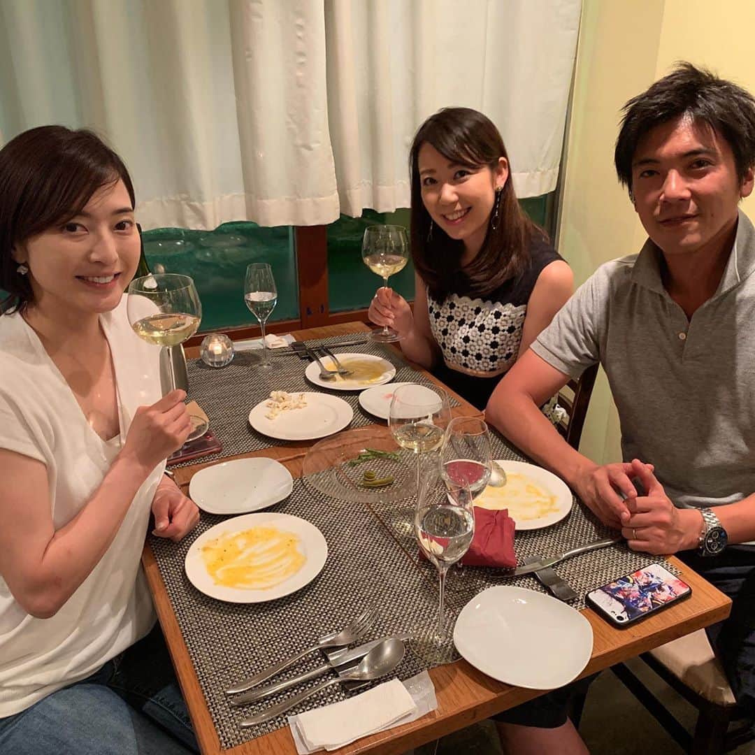 須黒清華のインスタグラム：「少し前ですが… 八木沼純子さんと板垣アナと、フィギュアスケート談義しました⛸✨ 美味しいものを食べ🍴美味しいワイン🍷を飲みながら✨ . 今日はフィギュアスケートジャパンオープン🎶 いよいよフィギュアシーズンが始まりますねっ‼︎ どんなシーズンになるのか、毎年楽しみで仕方ありません😍 . #フィギュアスケート #フィギュアスケートジャパンオープン #figureskating #ジャパンオープン2019 #カーニバルオンアイス2019 #八木沼純子 さん #板垣アナ #フィギュアスケート大好き」