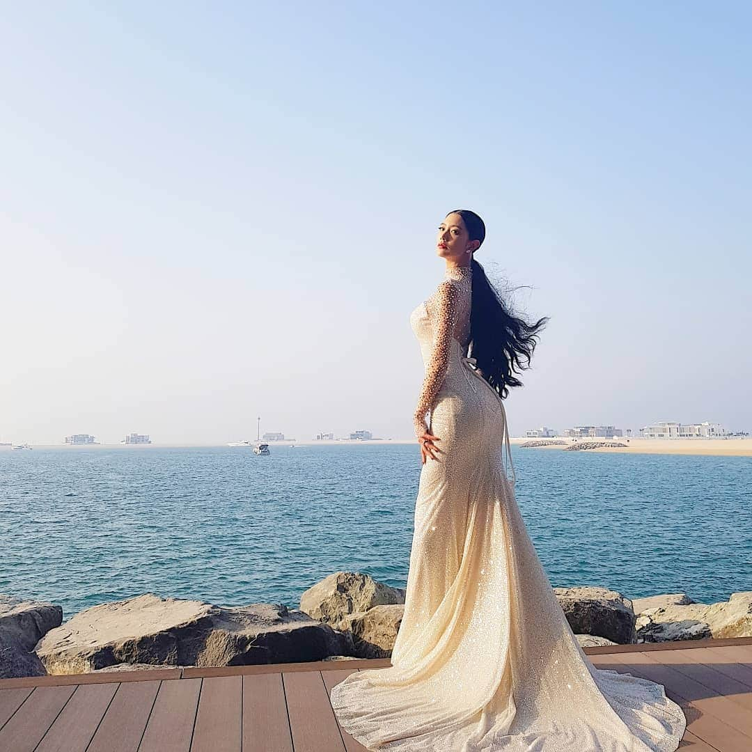 クララさんのインスタグラム写真 - (クララInstagram)「#mermaid #claraindubai」10月5日 11時44分 - actressclara