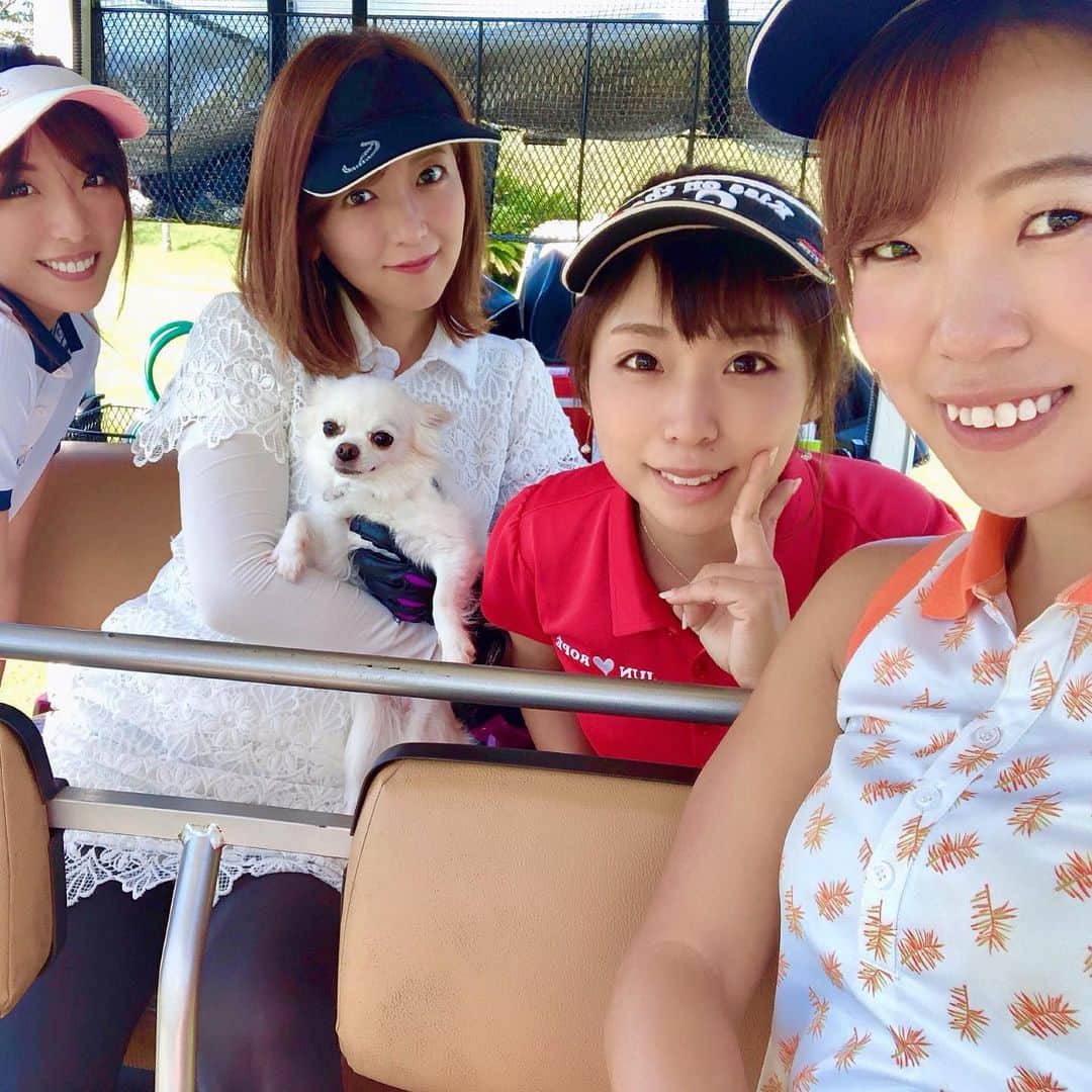 大河内美紗さんのインスタグラム写真 - (大河内美紗Instagram)「わんちゃんとゴルフ⛳️ #abcいすみゴルフコース  #ladiesgolf #golfhotties #golfbabes #golflife #golfstagram #japanesegirl #model #lovegolf #girlswhogolf #cute #golfer #ゴルフ #ゴルフ大好き #golfholic #高尔夫球 #골프 #ゴルフコーデ  #ゴルフ #golf #instagolf #ゴルフ女子 #golfer #golfgirl」10月5日 12時25分 - misa_okochi