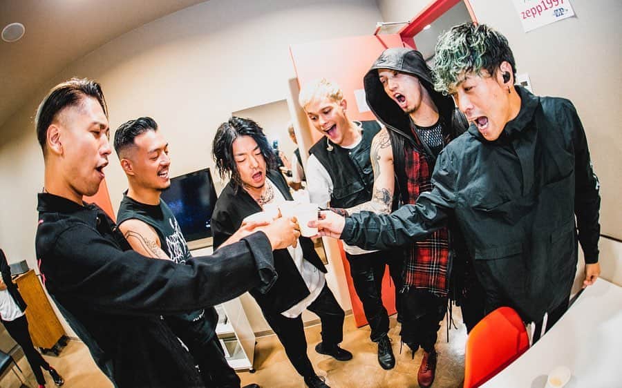 Sugiさんのインスタグラム写真 - (SugiInstagram)「“THE SIDE EFFECTS ONE MAN TOUR 2019” DAY 4 ZEPP TOKYO DiverCity Photos by @yamada_mphoto  #coldrain  #thesideeffects」10月5日 14時02分 - sugi_coldrain