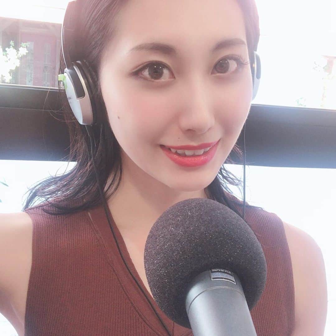 aya onoさんのインスタグラム写真 - (aya onoInstagram)「ラジオのお知らせ📻  Green Orchard＝緑の果樹園＝ 10/6(sun) 24:00〜 ★10/13(sun) 24:00〜 再放送  インターネットラジオ ゆめのたね放送局 ↓↓↓ https://www.yumenotane.jp/ 東日本チャンネル 東日本チャンネルのバナー下の▶をポチッとすると聞けます。 東日本チャンネルのバナーをポチッとするとタイムテーブル、タイムテーブルの中の番組名をポチッとすると、番組の紹介に行けます。  夜中ですが、是非聞いてください💓  Green Orchard＝緑の果樹園＝ パーソナリティ名･･･忍音 歌織(おしの かおり) 日曜日24時～ 第1.3週放送 第2.4週は前週の再放送です。  第5週はお休みです。 番組の予告などはこちら ↓↓↓ https://www.dclog.jp/shinobine666  #ゆめのたね #ラジオ #ミスジャパン #missjapan #ミスジャパン岐阜 #大野彩」10月5日 14時22分 - onoaya_official