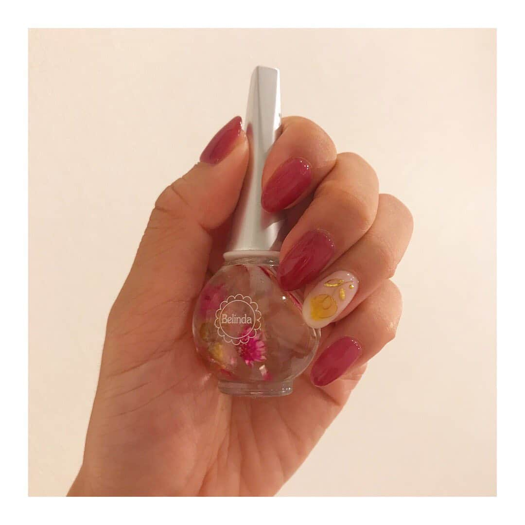 下門美春さんのインスタグラム写真 - (下門美春Instagram)「new nail💅 シンプルに。 シースルーカラーで大人に。 #new #nail #ネイル #ネイルデザイン」10月5日 14時50分 - 38shimo