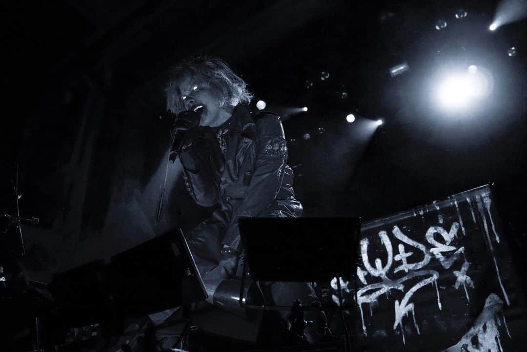 のインスタグラム：「Thank you San Francisco! We had a great time!! #HYDELIVE2019US #DIVISIONS2019 #SanFrancisco #STARSET #PALISADES #ABRILLIANTLIE」