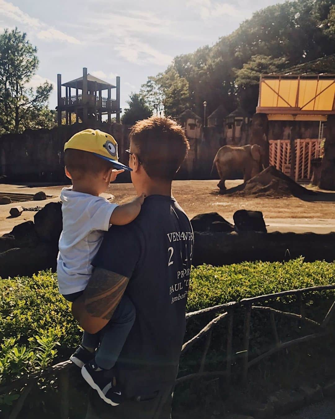 押尾学さんのインスタグラム写真 - (押尾学Instagram)「🐘🐘🐘 #fatherandson」10月5日 16時33分 - manabuoshio_official