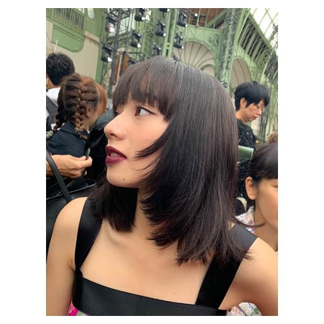 小松菜奈さんのインスタグラム写真 - (小松菜奈Instagram)「CHANEL show👗👠 2020 springsummer  #CHANELSpringSummer」10月5日 16時57分 - konichan7