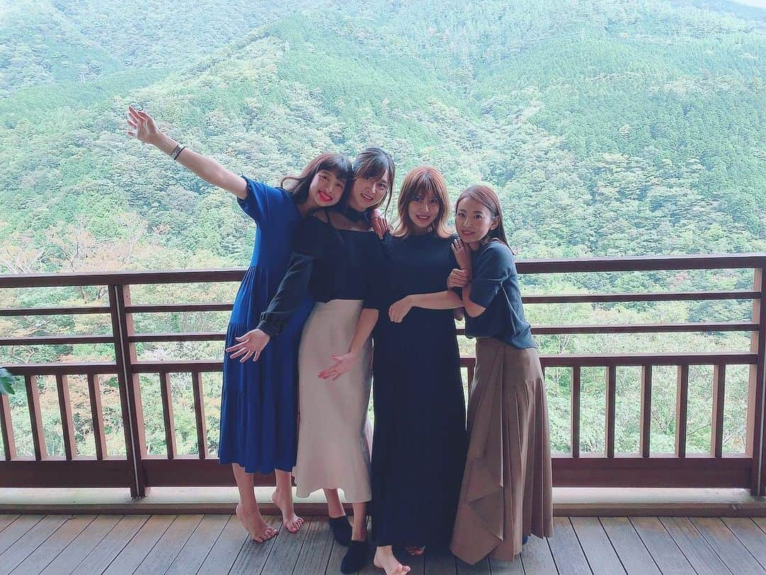 武田るいさんのインスタグラム写真 - (武田るいInstagram)「先日みんなで10年ぶりの旅に🙈🌈 in箱根♨️🧖‍♀️ 思い出の箱根🧖‍♀️🧖‍♀️🧖‍♀️♨️ あこちゃん💜えりあ💚みぃちゃん💛 何年たっても ずっと仲良しでいようね🙈❤️ #箱根 #箱根旅行 #温泉 #旅行 #たびじょ #ふっかる #癒し #和 #箱根吟遊 #bff👭 #らぶち #japanesegirl」10月5日 17時10分 - rui_1002