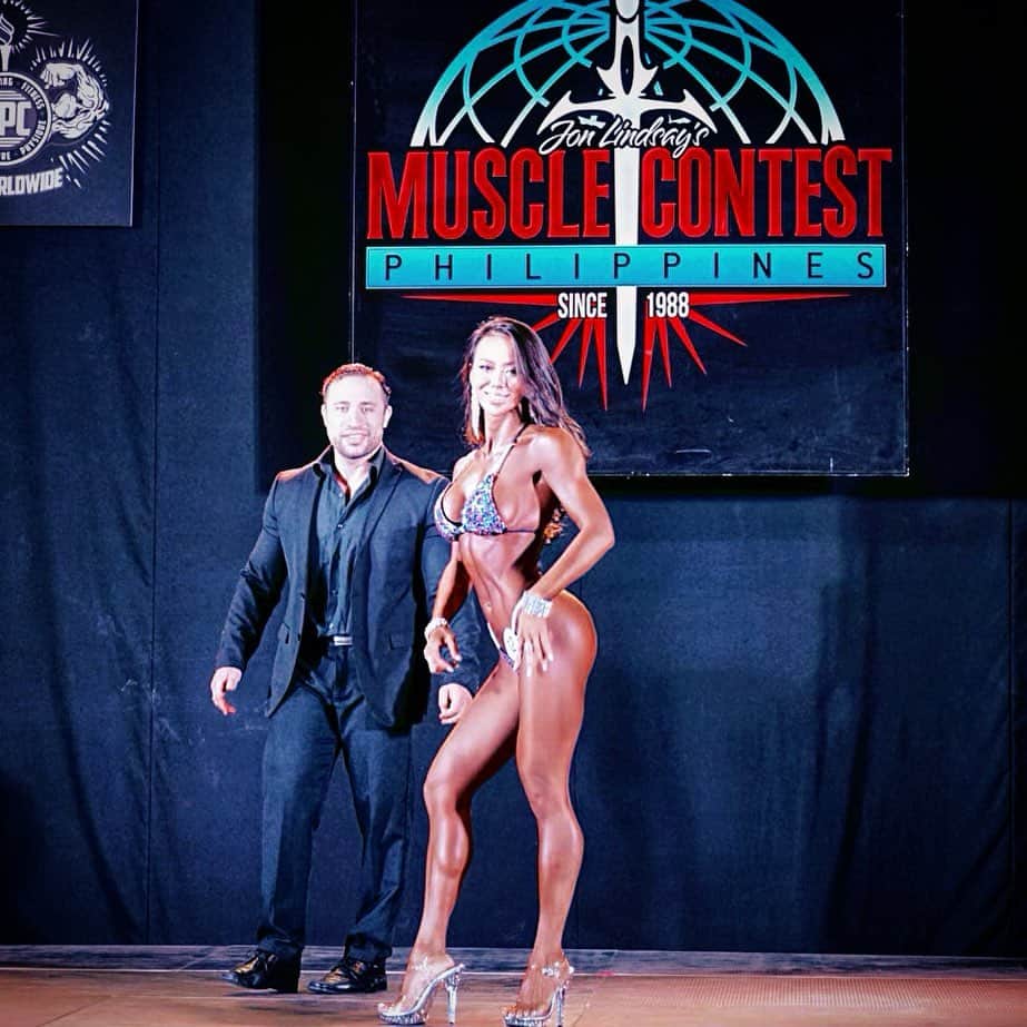 のインスタグラム：「・ 奇跡的な1枚！ team JAPAN😂  #musclecontest #musclecontestphilippines2019 #ifbb #npc #bikinipro #motivation #fitness #ifbbbikini #miharukurachi」