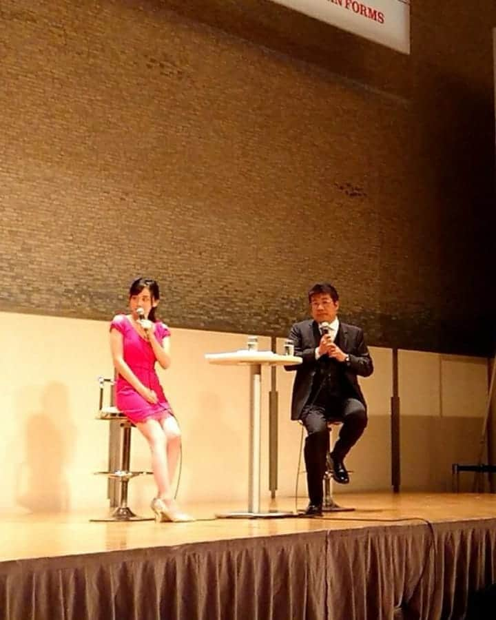 杉原杏璃さんのインスタグラム写真 - (杉原杏璃Instagram)「楽天証券イベント！  楽天証券さんのイベントを グランドプリンス新高輪で行っておりました✨  株は趣味だと言ってるくらい、好きなので♡  その話しが沢山できて 公演楽しかったです(^^) 株の投資本 【株は夢をかなえる道具】  のサインイベントもやらせていただいて📖  皆さま ありがとうございました😊  #japan  #LOVE  #love  #instagood  #YOLO  #new  #look  #follow  #happy  #fun  #funny 　#smile  #beauty  #swag  #girl  #girls  #me  #fashion  #アンラブ  #グラビア  #アイドル  #グラドル  #グラビアアイドル  #anrisugihara  #杉原杏璃  #楽天証券 #投資セミナー #投資イベント  #資産運用」10月5日 17時40分 - anri.sugihara.anri