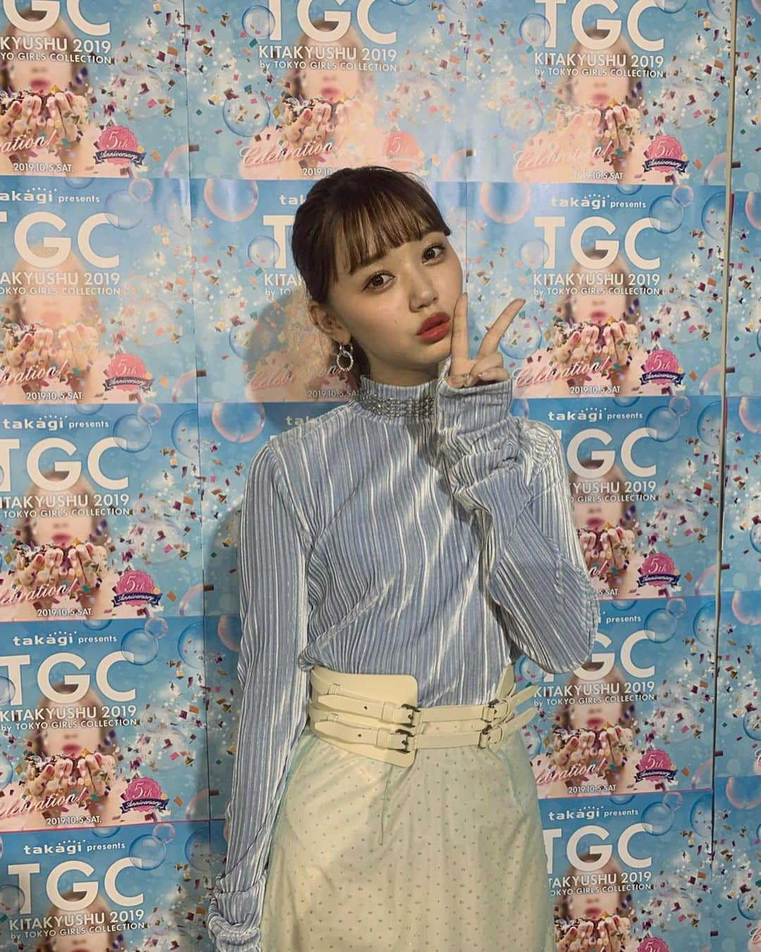 江野沢愛美さんのインスタグラム写真 - (江野沢愛美Instagram)「#TGC北九州  TGC Kitakyusyu 2019 Special correction🐬🐠 キラキラメイクでした〜✨」10月5日 17時45分 - enosawa_manami