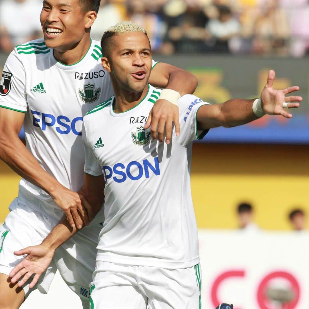 のインスタグラム：「2019.10.5 2019 Meiji Yasuda J1 League 28th sec. Sendai 0-1 Matsumoto  #松本山雅fc #matsumotoyamaga #yamaga #onesoul #境界突破」