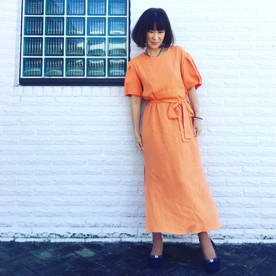 のインスタグラム：「今日のコーデ ５８歳になって オシャレが出来る幸せ 💕💕 皆様沢山の恋愛から 幸せ頂いて下さいね 💕💕 #はっちゃんコーデ #大人コーデ #コーデ #今日のファッション #愛しとーと #オシャレ #コラーゲン #大人女子 #オシャレコーデ #アラ還 #オシャレ好き # #服 #私服 #幸せのバトン #五ケ山 #経営者 #オンラインサロン #fashion #aishitoto #happy #today #ootd #love #fun #style」