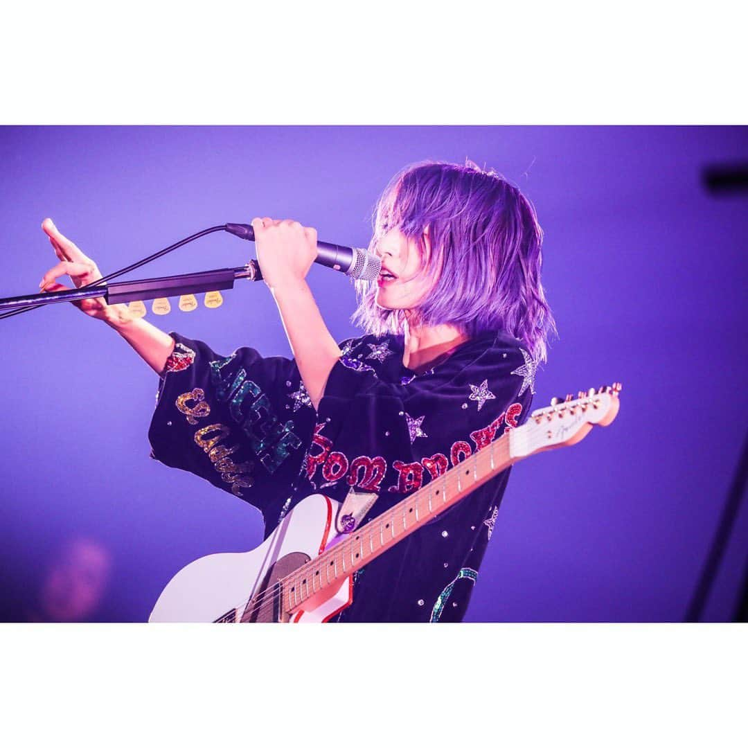 SCANDALさんのインスタグラム写真 - (SCANDALInstagram)「2019.10.05/October 05, 2019 大阪文化芸術フェス2019 DREAM LIVE FM802×SCANDAL -SPECIAL STAGE- at COOL JAPAN PARK OSAKA WWホール 1.マスターピース/Masterpiece 2.会わないつもりの、元気でね/Awanaitsumorino, genkidene 3.STANDARD 4.まばたき/Mabataki 5.HARUKAZE 6.Flashback No.5 7.テイクミーアウト/Take Me Out 8.瞬間センチメンタル(with 高校生バンド)/Shunkan Sentimental(with High school students band) 9.恋するユニバース(with WinGs)/Koisuru Universe(with WinGs) 10.Image 11.エレクトリックガール/Electric girl 12.LOVE SURVIVE 13.SCANDAL BABY - EN1.少女S/Shōjo S EN2.Fuzzy photo by @nabespg  #scandal #大阪文化芸術フェス」10月5日 20時48分 - scandal_band_official