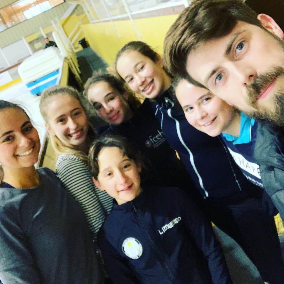 ニール・ブラウンさんのインスタグラム写真 - (ニール・ブラウンInstagram)「Gracias a todos y al club de #Puigcerda para este semana! Nos vemos! #coachinglife #figureskating #skating #coach #españa #work #kids #followme #instafollow #instamood #instapic #picoftheday」10月5日 21時26分 - neil_brown