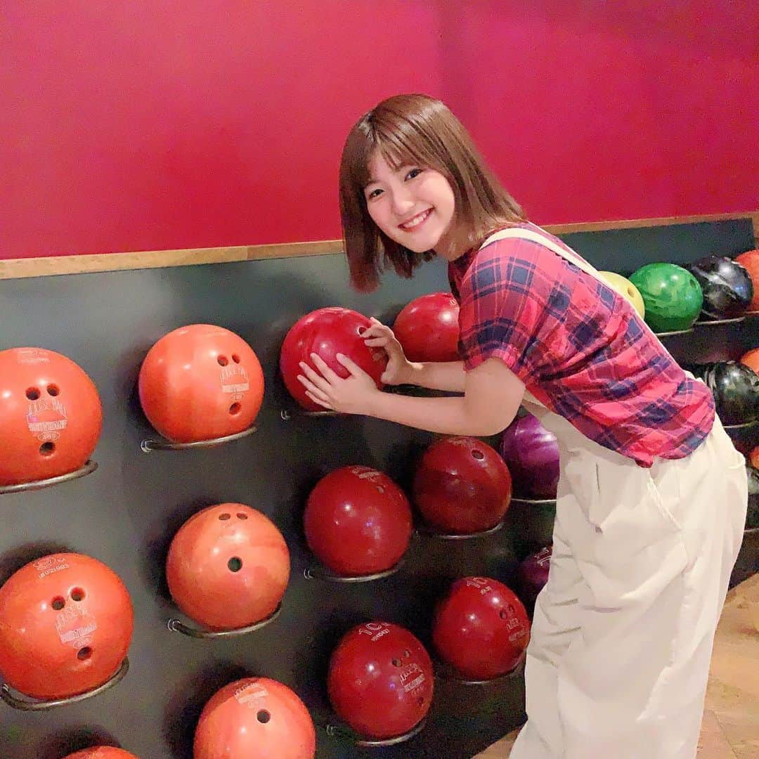 金城成美さんのインスタグラム写真 - (金城成美Instagram)「英語禁止ボウリング、楽しかったな！！🎳」10月5日 21時44分 - kinjo_narumi