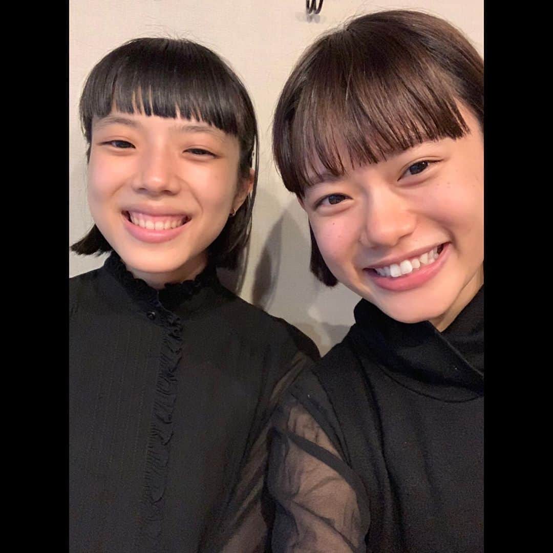 杉咲花のインスタグラム：「嬉しいよー！！なんと、大好きなカネコアヤノさんがFlower TOKYOにきてくださいました。明日の放送、是非お聴きください。あー、本当に楽しかったなぁ。感謝です…🙏💐 #杉咲花のFlowerTOKYO」