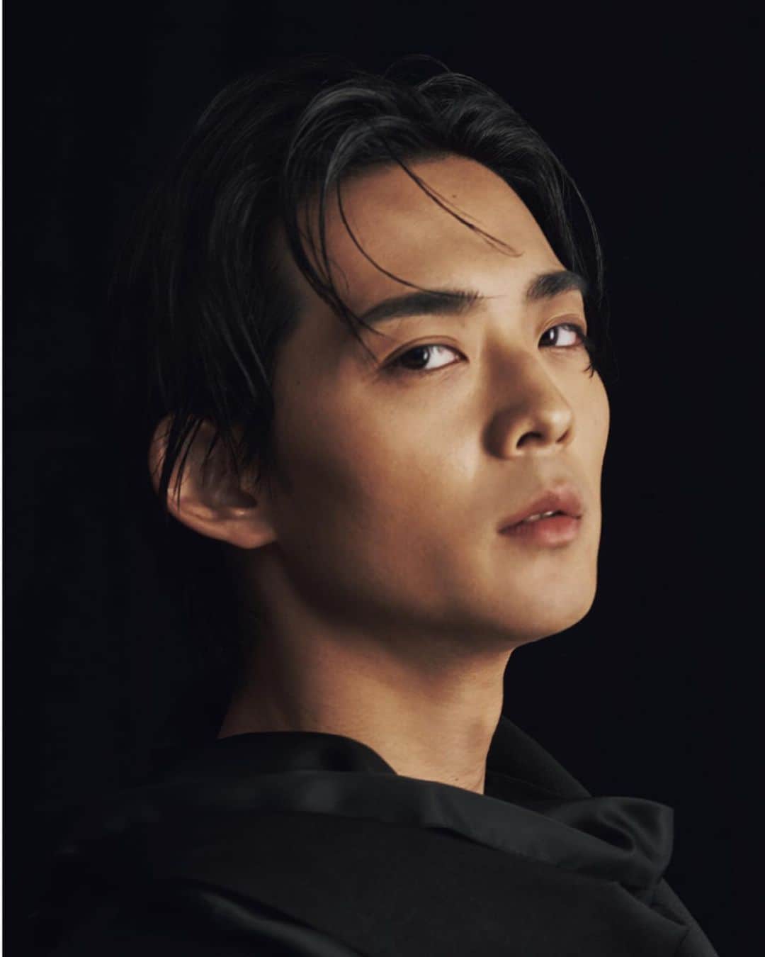 竜星涼さんのインスタグラム写真 - (竜星涼Instagram)「HIGHSNOBIETY JAPAN✨ #highsnobiety #dior #diormakeup #cool」10月5日 22時44分 - ryo_ryusei